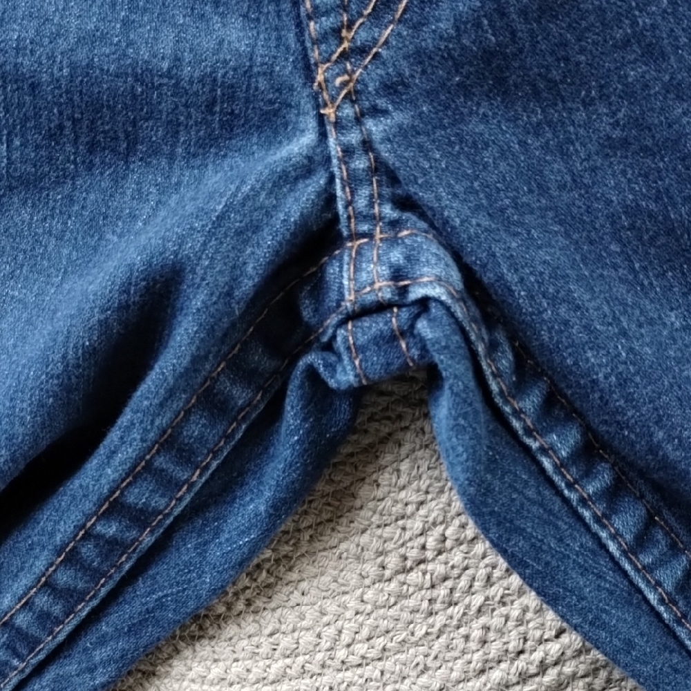 True Religion Indigo Jeans - Picture 10 of 11